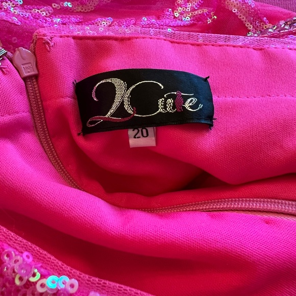 2Cute by J. Micheal’s Pink Formal Dress with Dust Bag
*Prom * Mardi Gras - Picture 11 of 15
